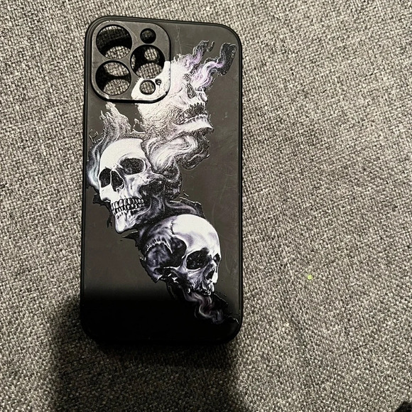 Iphone 13 Pro max case - Picture 1 of 2